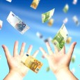 Come fare soldi online A causa della crisi economica che ancora oggi attanaglia il nostro Paese, sono moltissime le persone che sono alla ricerca di un metodo per fare soldi […]