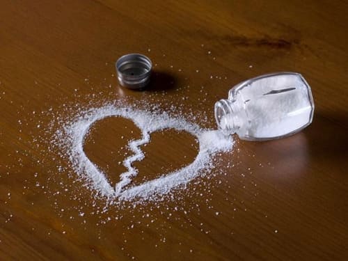 Legamenti d’amore con il sale
